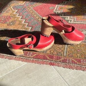 MIA Red Leather Wooden Clogs sz 39
